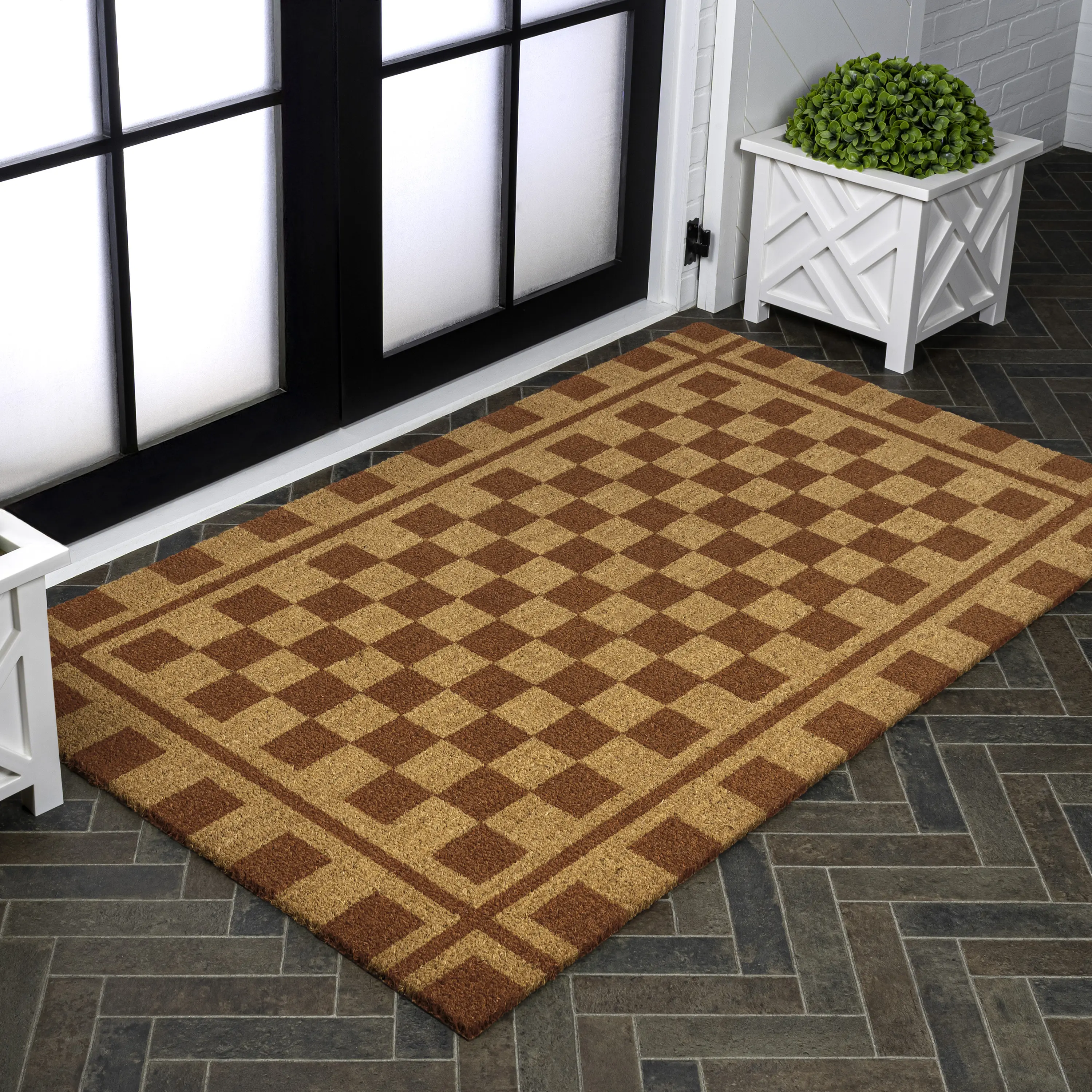 Harper Classic Farmhouse Checkerboard Coir Area Rug