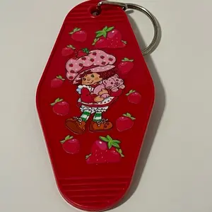 5 pack of Strawberry Shortcake Keychains