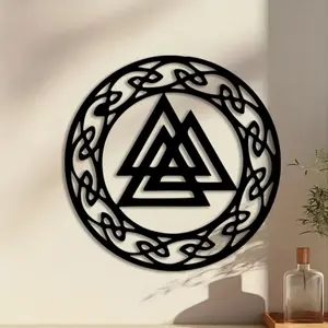 1pc Valknut Metal Wall Art, Valknut Statue Mural, Perfect for Office Wall, Man Cave Wall, Viking Room Wall, Halloween Decor, Ideal Gift for Norse Lovers, Powder-Coated Metal