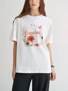 Floral Print Butterfly T-Shirt for Women, Casual Short Sleeve Graphic Tee, Trendy Summer Top Black White