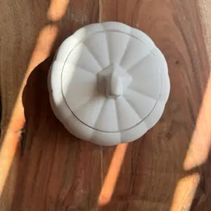 Handmade ceramic resin pumpkin jar with lid
