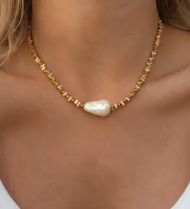 Coast Necklace