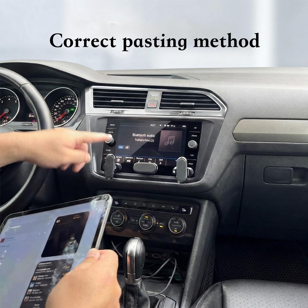 Correct installation position for a magnetic dashboard device holder