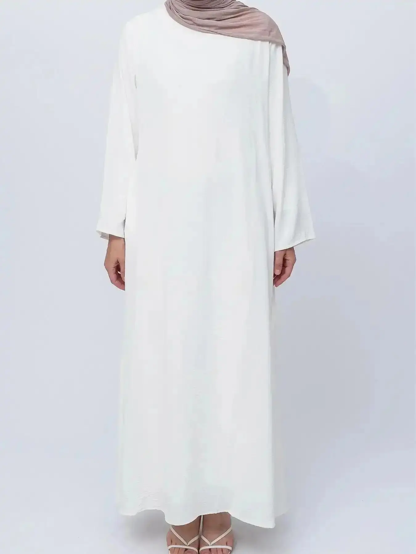 Arabian Dress Fashion Spring Summer Modest Muslim Clothing Pure Color Long Sleeve Round Neck Loose Casual Tunic Luxurious Elegant Style Dresses Kaftan Islamic everyday dress wardrobe essential summer staple modern design