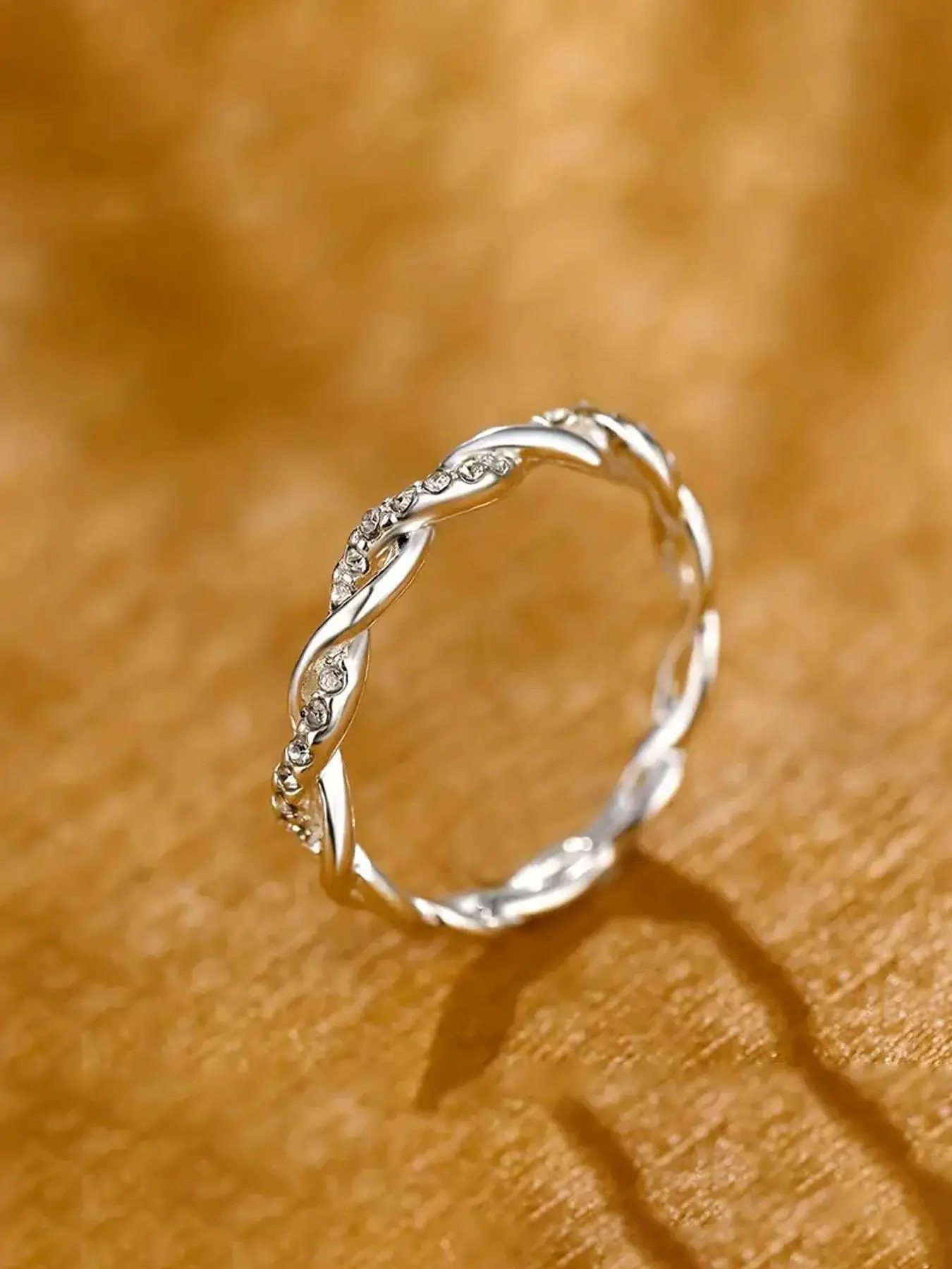 Fashion Rhinestone Decor Twist Design Ring, Statement Rings, Elegant Jewelry for Women for Party, Daily Decor, Trendy All-match & Exquisite Jewelry for Gift, Elegant Glittering Ring, Rhinestone Decorated Ring