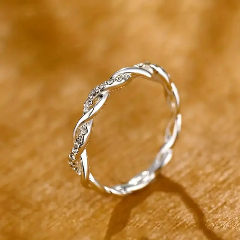 Fashion Rhinestone Decor Twist Design Ring, Statement Rings, Beautiful Rings, Elegant Jewelry for Women for Party, Daily Decor, Trendy All-match & Exquisite Jewelry for Gift, Elegant Glittering Ring