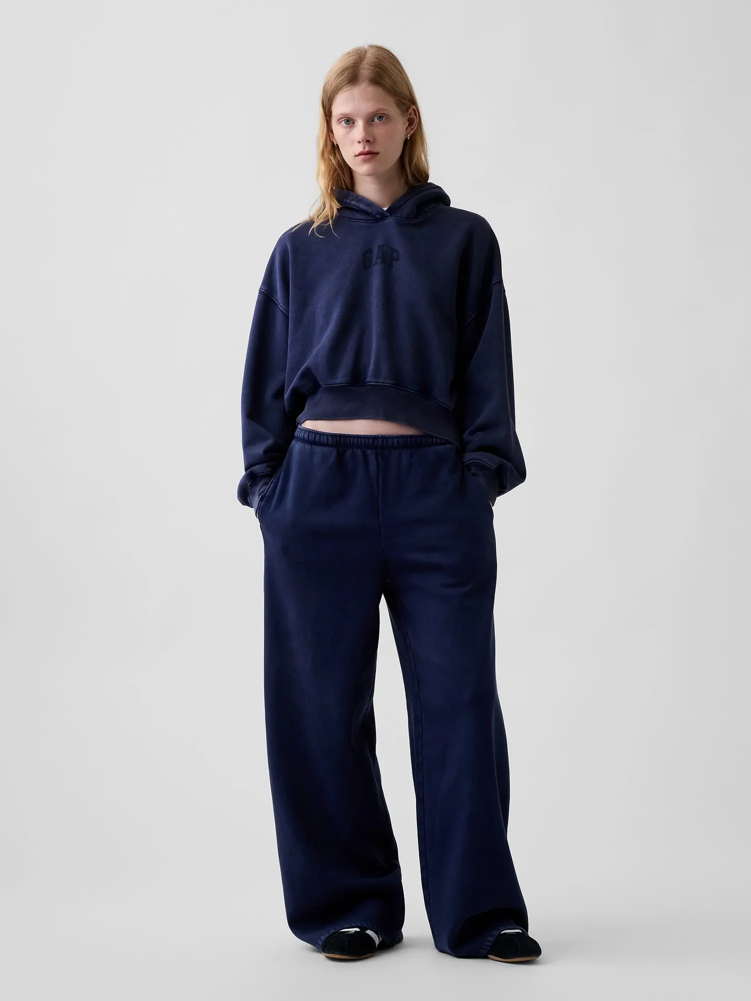 Gap Women's VintageSoft Baggy Wide-Leg Sweatpants