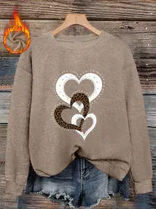 [Autumn and Winter] Women's casual and fashionable round neck imitation sweater top, heart pattern print comfortable round neck imitation sweater top, suitable for autumn and winter season