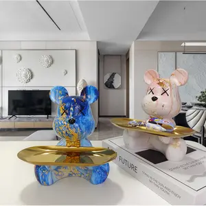 New resin bear figurine for commercial street, commercial center, TV cabinet for European-style living room decoration