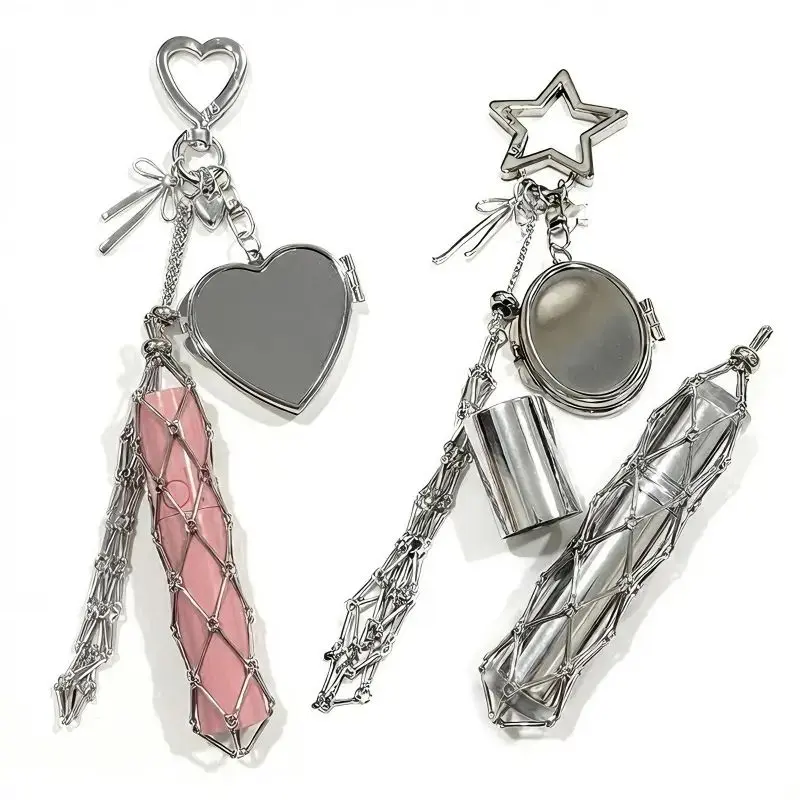 1-Piece Women's Lipstick Set with Mirror Keychain, Portable Lip Gloss Holder Keychain - Millennium Silver Makeup Pouch, Cute Accessory Gift, Everyday Fashion Item