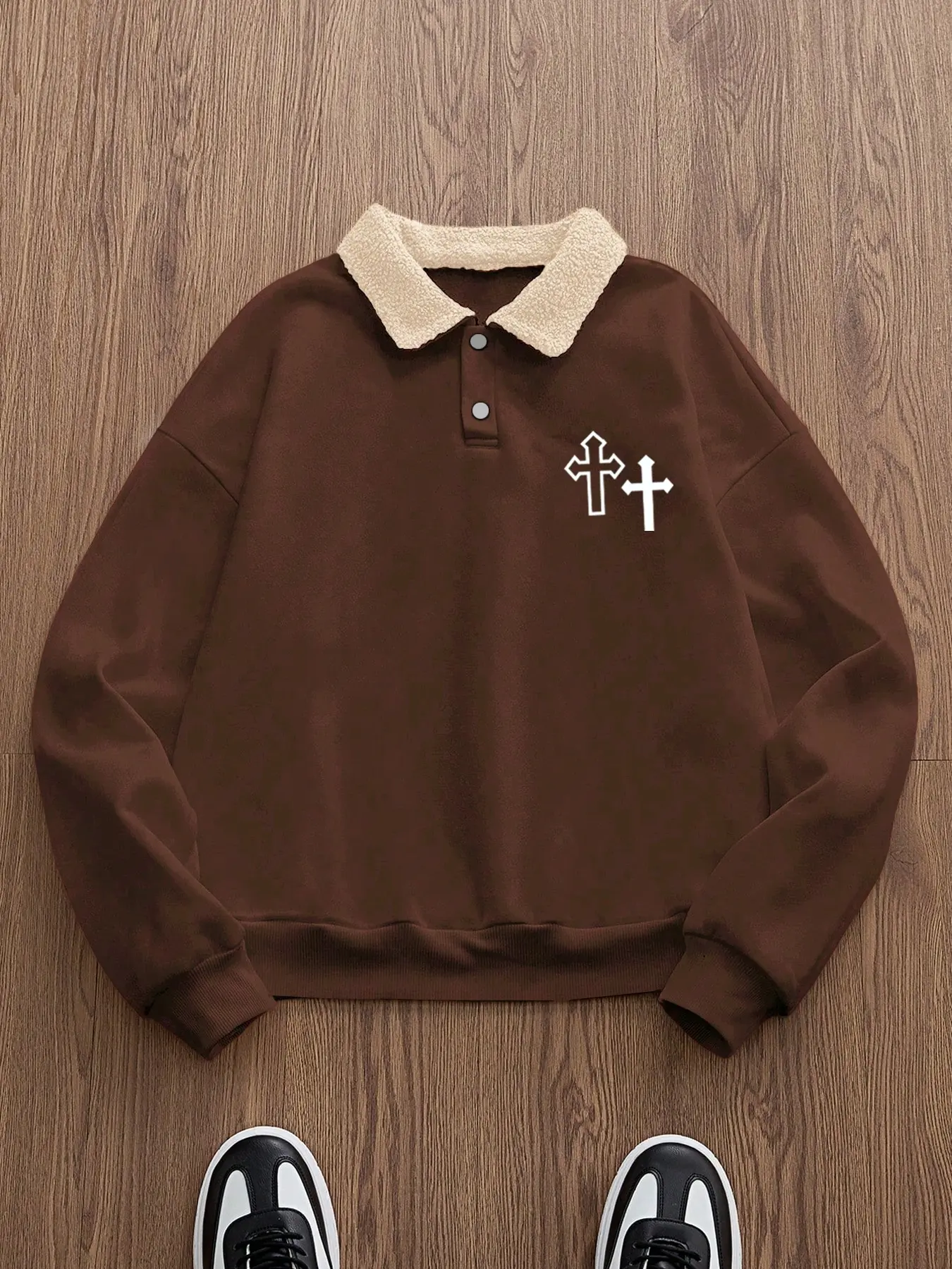 Trendy Retro Lamb Wool Collar Sweatshirt, Cross Print Ethnic Polo Shirt, Comfortable Casual Wear for All Seasons, Fitted Design, Tops, Pullover