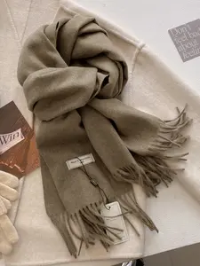 Women's Solid Color Tassel Decor Scarf, Casual Soft Warm Shawl for Fall & Winter, Fashion Accessories for Daily Wear, Fluffy Soft Scarf