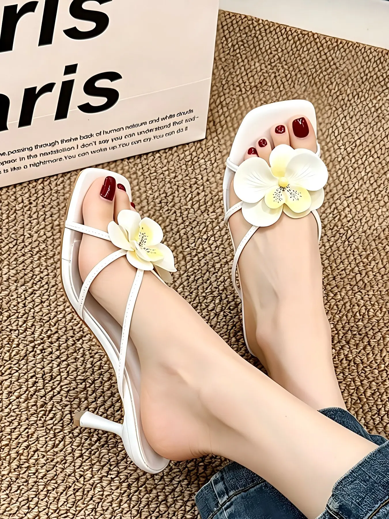 Summer Women's Floral Decorative Cat Heel Sandals, Slip-On High Heels, 2 Colors Available, Perfect for Dates, Weddings, Romantic Events, Classy Elevated Sandals