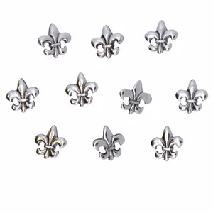 Fleur de Lis Pushpins