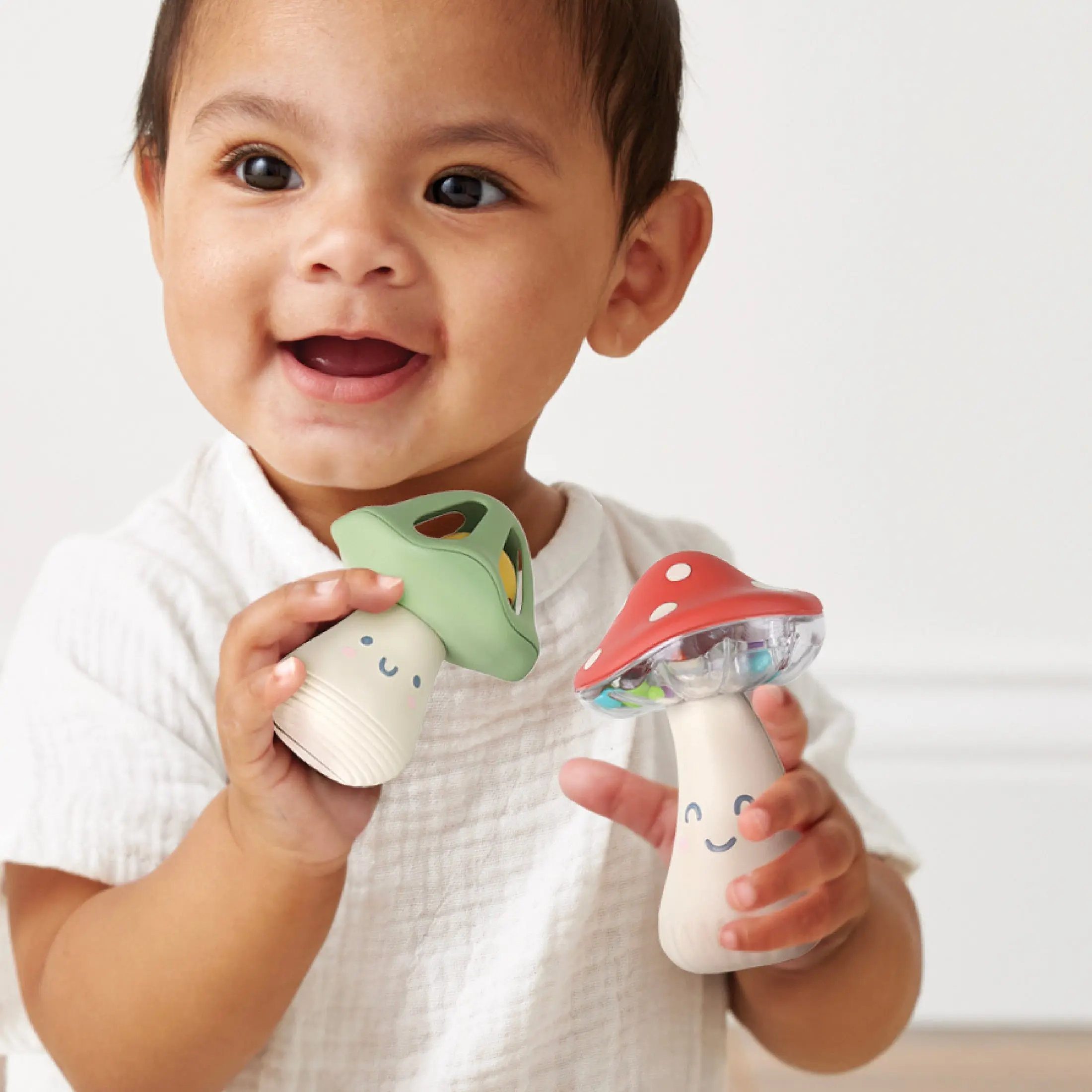 Itzy Mini Maracas™ Musical Rattle Set Itzy Mini Maracas™ Musical Rattle Set