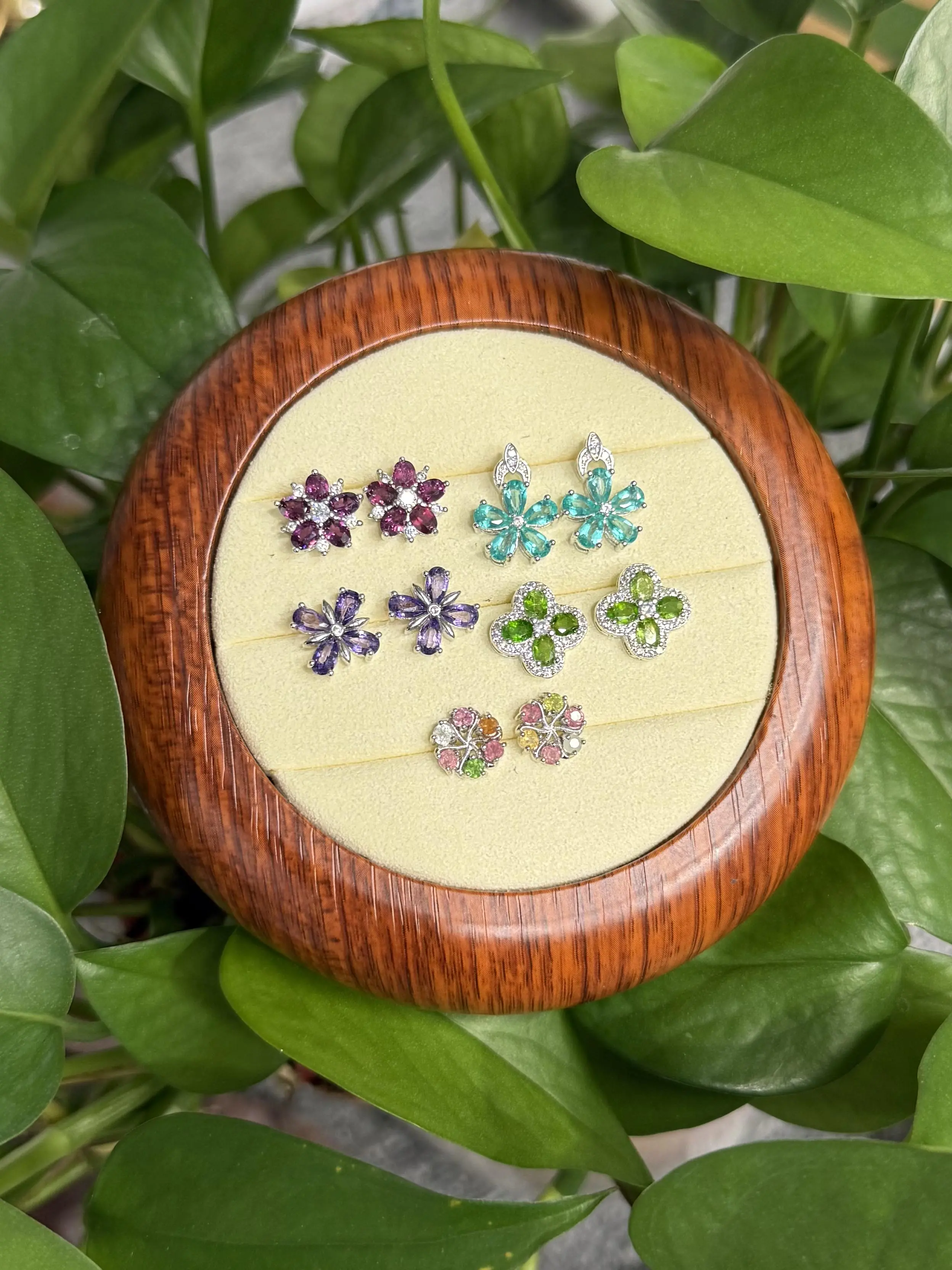 Iries(18228)gc.s925 earrings flower design