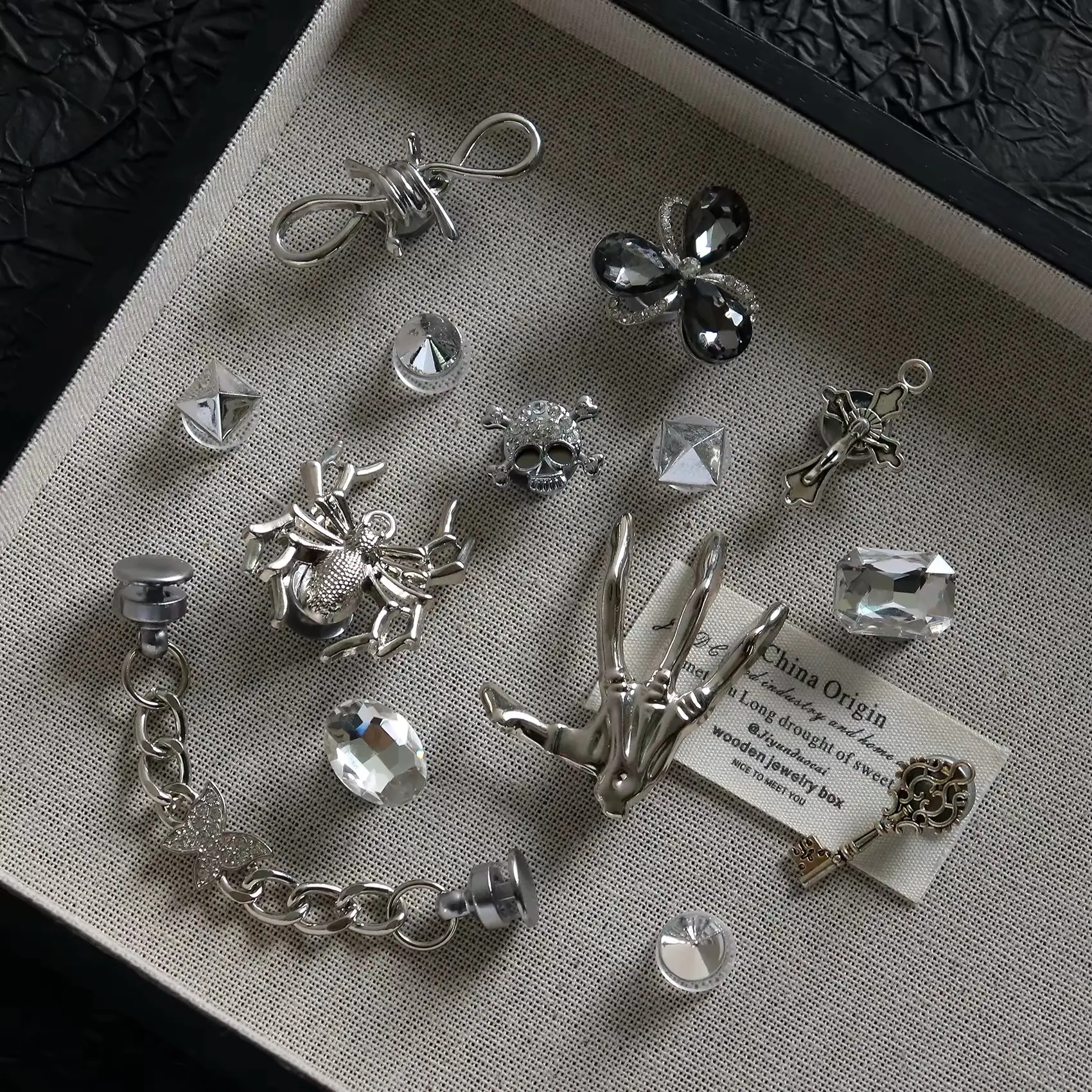 14Pcs Heavy Duty Punk Goth Shoe Charms Set Alloy Skeleton Hand Spider Skull Cross Crystal Rhinestone Croc Charms with Chain DIY Decor Charms for Crocs Sandals Bubble Slides & Hole Bags