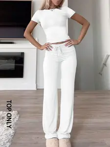 Women Fitted Short Sleeve T-Shirt, Summer Classic Basic Casual Tee, Stylish Solid Color Top for Ladies Everyday Wear, Womenswear