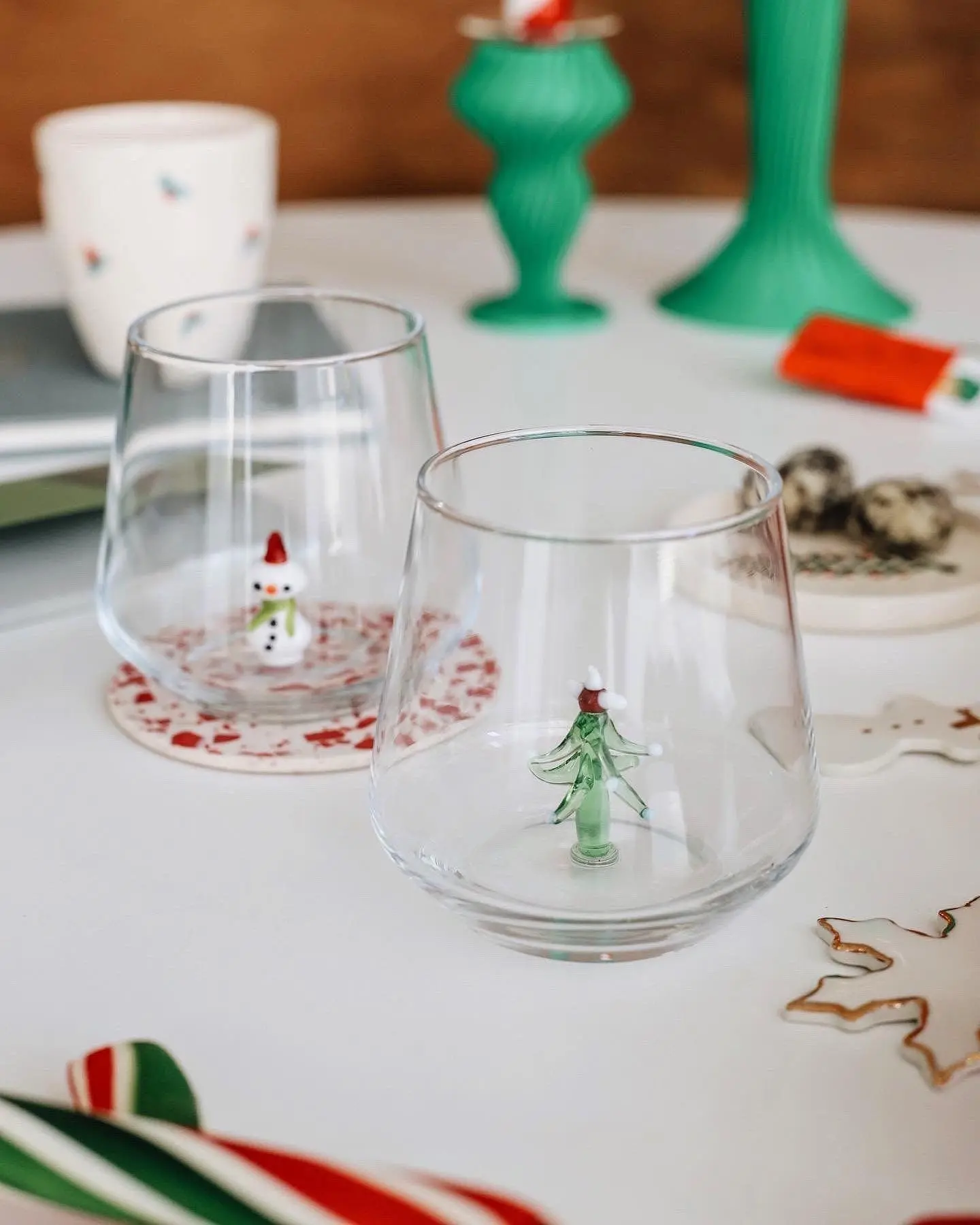Christmas Theme Drinking Glasses With Handmade Christmas Tree and Snowman Figures, Christmas Table Decor, Christmas Tree, Snowman, Gift