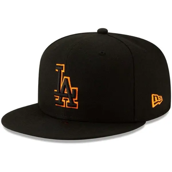 Snapback Cap, Flat Brim Baseball Hat with Adjustable Closure and Hip Hop Inspired Style for Men and Women
