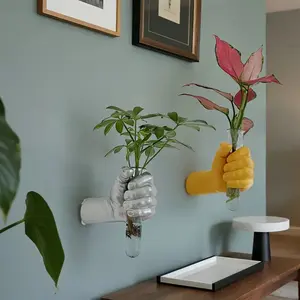 One modern geometric resin wall-mounted vase - handheld wall-mounted flower stand, suitable for home and hotel decoration, no electricity required, room decoration vase, artistic style flower arrangement, Decorative vase