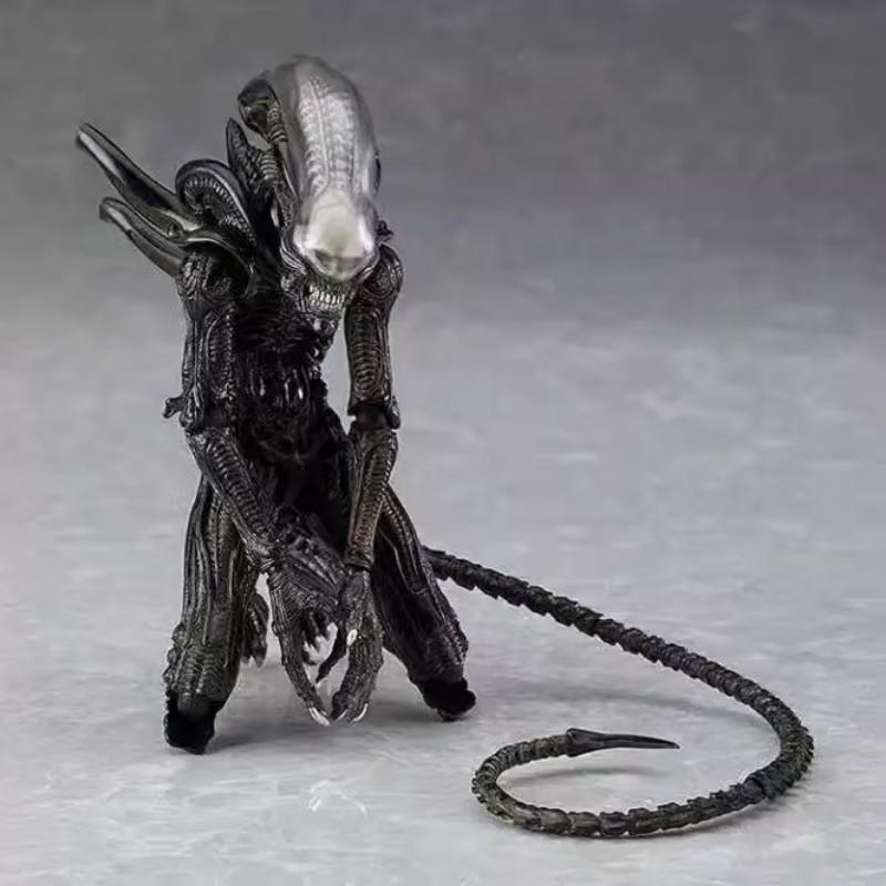 Figma Sp-108 Alien Figure, Articulating Figurines, Ryoichi Ikegami Version Collectible Model, Poseable Handheld Toy, Anime Character Display Piece
