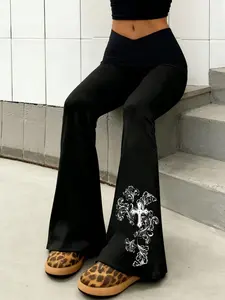Women's leggings, flared pants with floral gothic Graphic patterns, elastic and comfortable to wear, suitable for all seasons, fashionable women's everyday bottoms, a versatile and stylish choice for everyday outfits