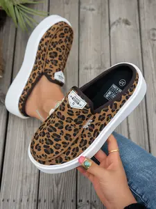 2026 Women's New Leopard Print Thick Sole Mules, Comfortable Slip-On Shoes for School and Vacation