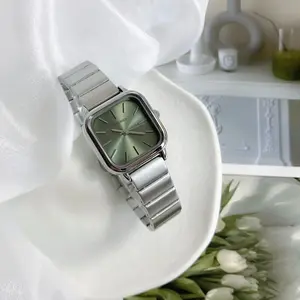 Signature Slim Cube Watch