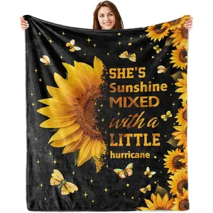 Sunflower gifts suitable for women, sunflower birthday gifts suitable for women, sunshine gifts, gifts suitable for sunflower lovers, sunflower decorative gifts suitable for sunflower lovers, sunflower blankets with summer atmosphere