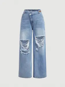 Women's Denim Jeans New Trendy Ripped Design Fashion Casual Fit Everyday Pairing 2026 New Elegant Long Pants for Women Button