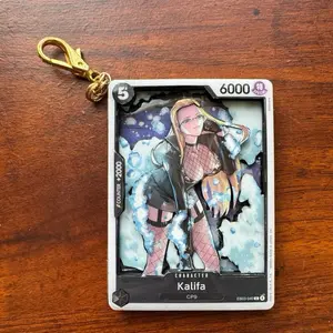Kalifa ShadowBox Art Keychain - Resin Cast One Piece TCG EB03 Common Card