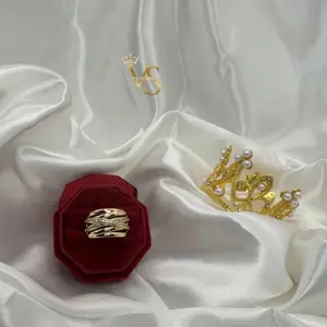 Valdes Luxury #24 | 14K Gold Ring | anillo de oro laminado 14K de alta calidad