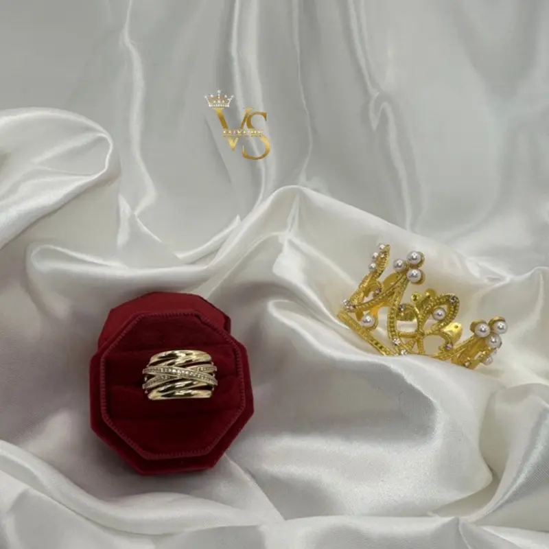 Valdes Luxury #24 | 14K Gold Ring | anillo de oro laminado 14K de alta calidad