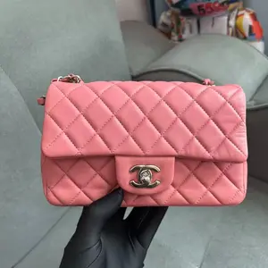 Pre-owned CHANEL 18509631 cf mini pink