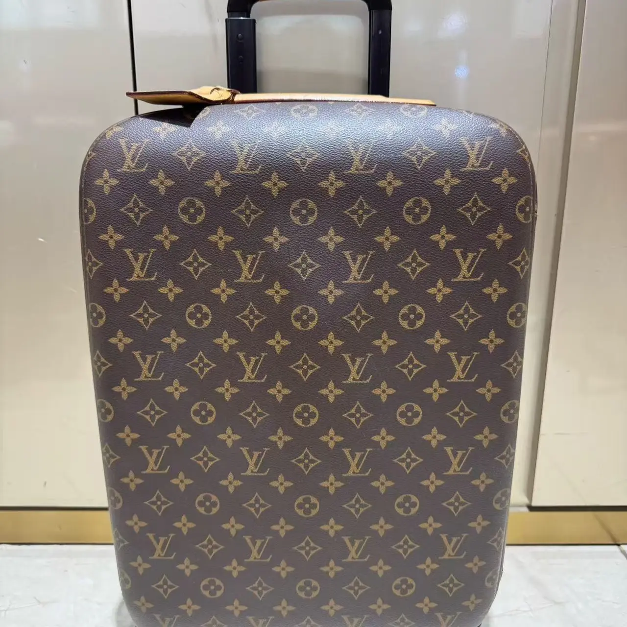 Pre-owned Louis Vuitton Luggage