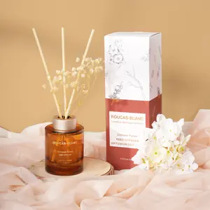 Essential Oil Set with Preserved Flowers, Woody Home Diffuser Humidifier Massage Aromatherapy Soap and Candle Making, House Fragrance, Fragrance Oil Gifts for Women, Gifts for Him, Birthday Gift, Pure Aromatherapy Essential blown  diffuser