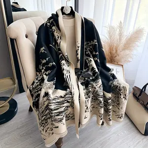 100% Polyester Jacquard Weave Scarf - Warm, Inelastic, Feather-Free Fashion Accessory for Night Out