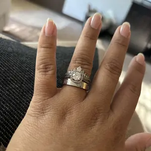 Classic Cross Design Unisex Ring, Stainless Steel Material, Elegant Craftsmanship, Luxury Fashion Accessory, Suitable for Daily Wear & Special Occasions