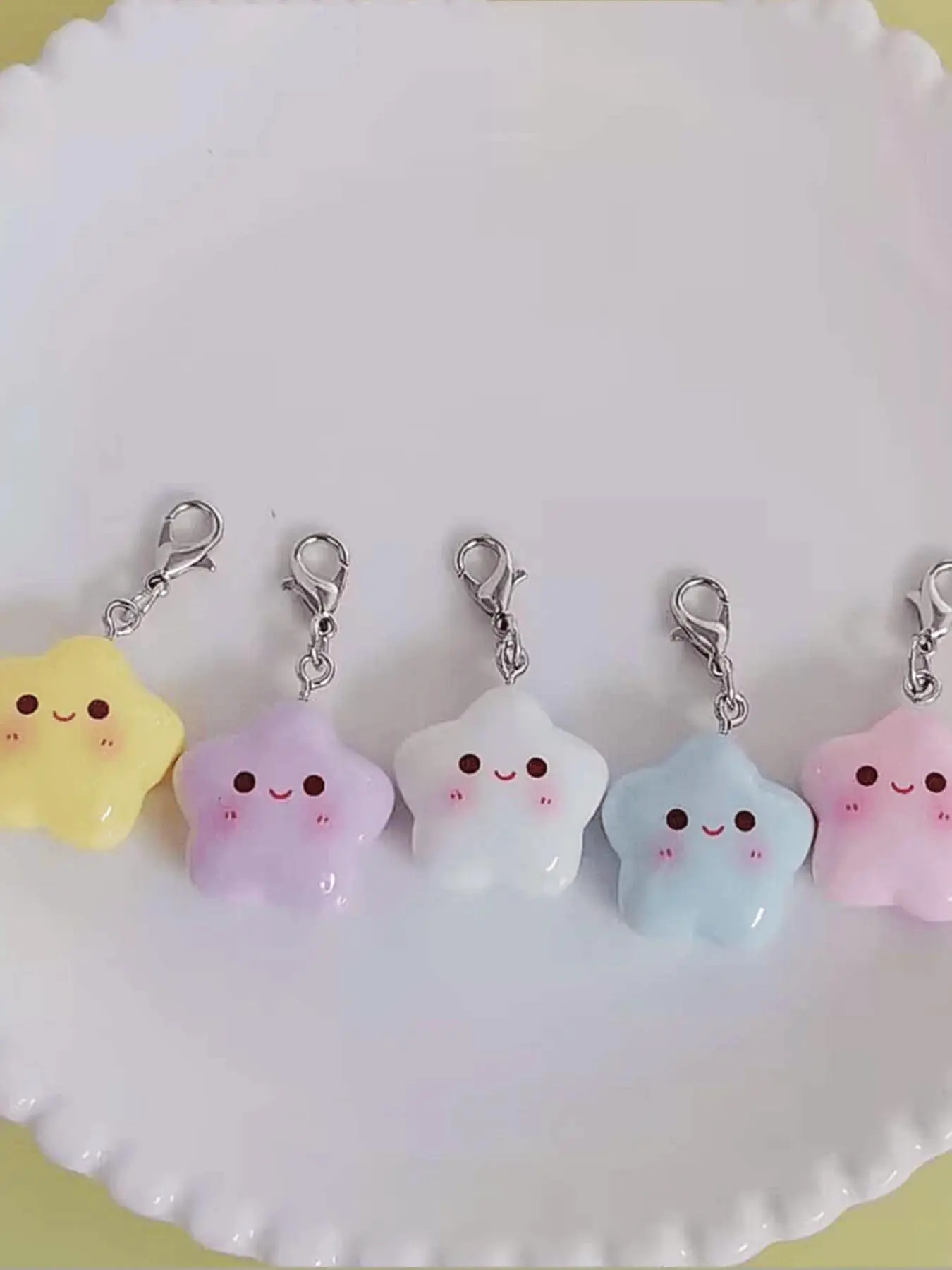 5pcs Cute Resin Little Star Lobster Keychain, Trendy Cute Keychain, Small Gift For Friends, Family, Keychain Kawaii, Bag Accessories, Keychain Pendant, Birthday Gifts, Party Supplies, Keychain Set, Cute Keychains For Car Keys