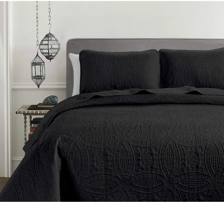 Oversized Bedspread Coverlet Set Black Queen Size Plain Design for Queen Beds Elegant Minimalistic Aesthetics Comfortable Stylish Look