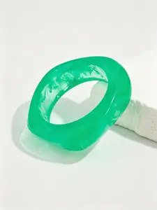 Translucent Resin Bracelet, Elegant Plain Design, Fashionable Dopamine Jewelry, Trendy Accessory for All Seasons, No Choking Hazard