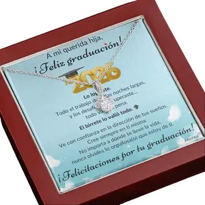 Collar de regalo de graduación Clase 2026 para hija – Joyería de graduación para niñas, regalo para graduada de secundaria y universidad con tarjeta de mensaje y caja de regalo de lujo