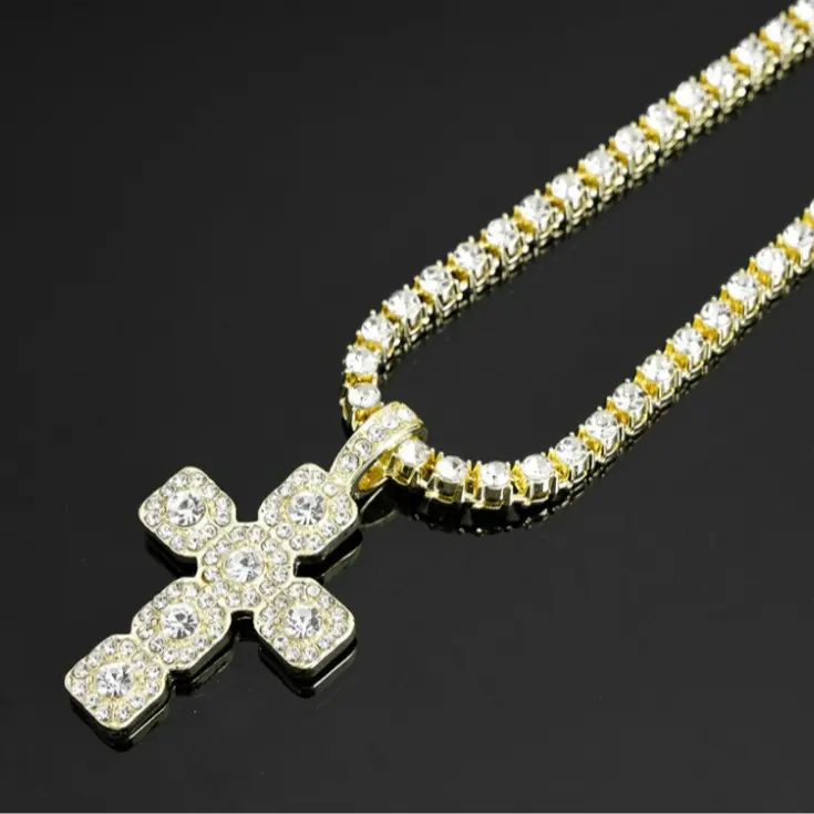 Gold Pendant + 24-inch Single-Row Chain