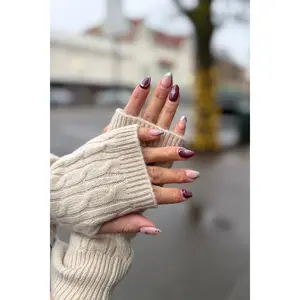 Cashmere Cable Handwarmer