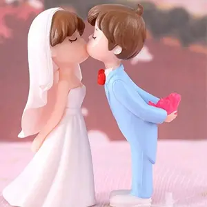 2pcs Cartoon Wedding Couple Statues, Plastic Miniature Landscape DIY Decor, Romantic Bride Decoration, Festive Display, Desktop & Window Shelf
