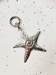 Fashion Simple Alloy Large Vintage Silver Color Star Sea Urchin Keychain For Bags Pendant, Cute Backpack Hanging Decoration