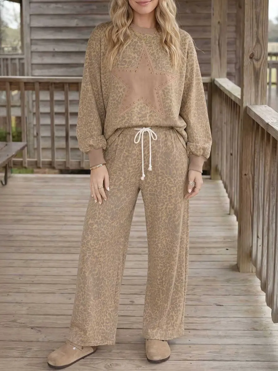 Women’s Leopard Print Two Piece Pants Set, Long Sleeve Pullover Top with Star Patch Detail and Drawstring Waist Pants, Soft Relaxed Fit Casual Outfit for Lounging, Travel and Everyday Wear ,Fashion, Womenswear ,Clothes, Suits