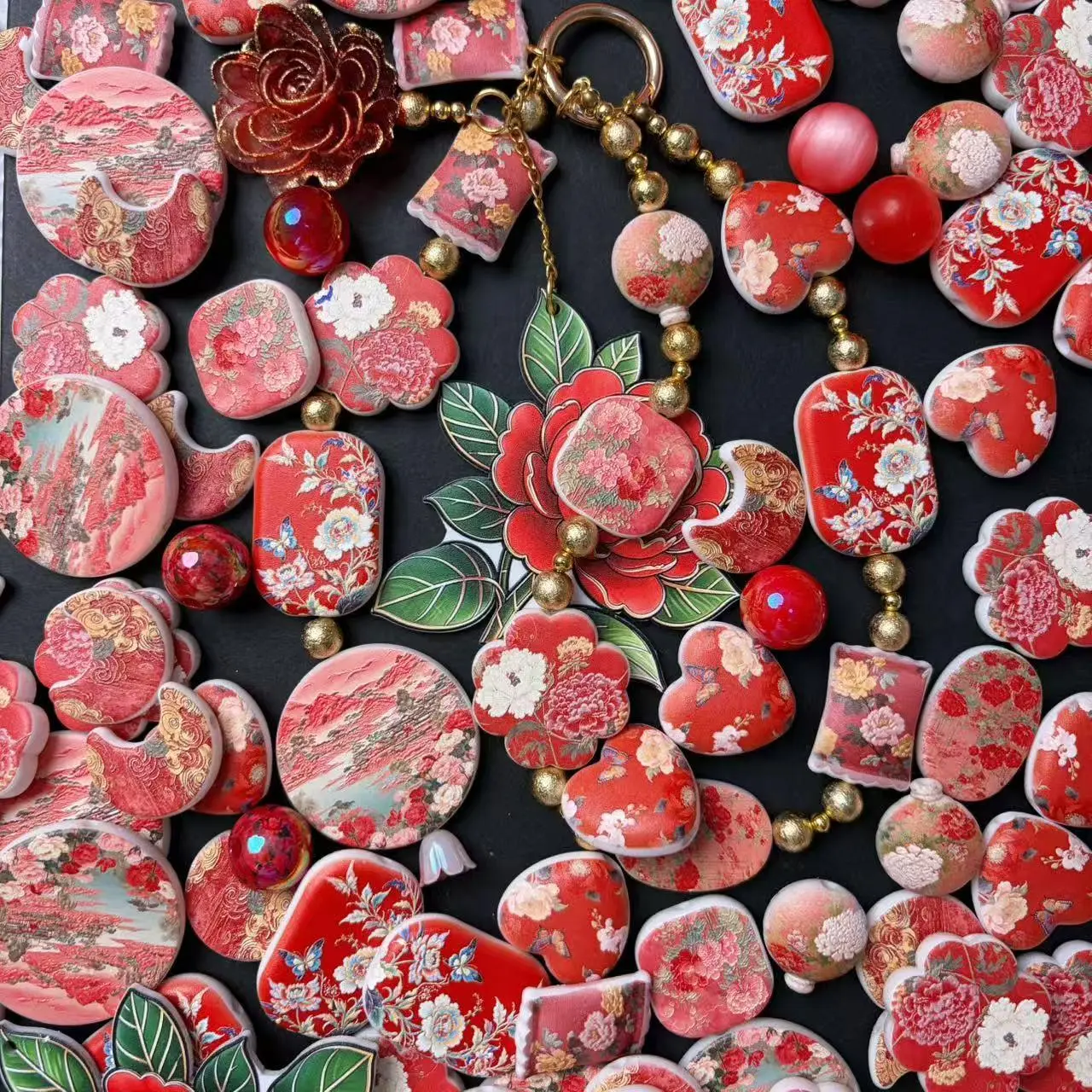Assorted DIY Beads for Bracelet Making, Cute Beads for Jewelry Making Flower Bow Butterfly Candy GummyBear Aesthetic Bracelet Charms, DIY Necklace Keychain Phone Charm