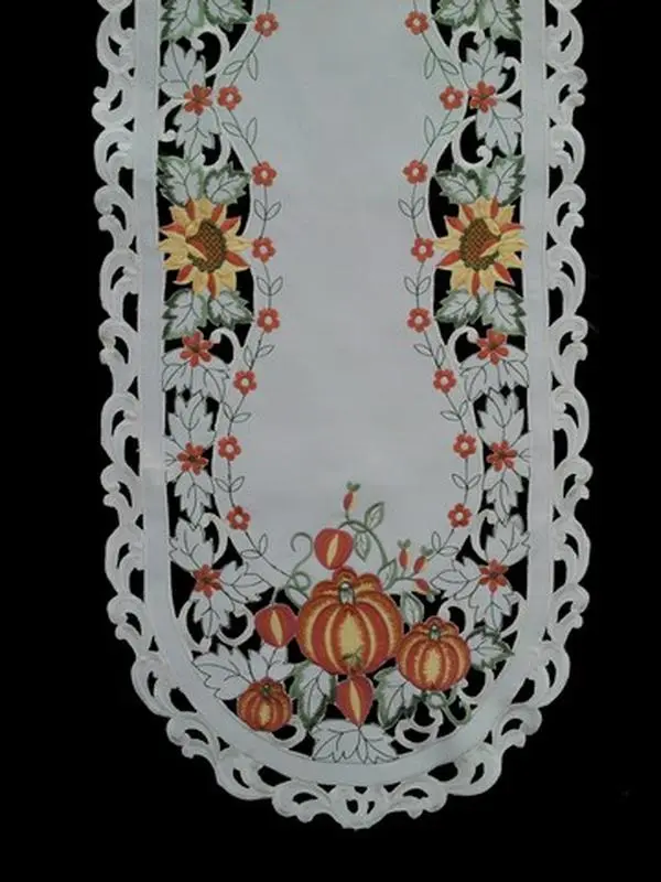 Sinobrite H7855-P Pumpkin Motif Oval Shape Fabric Runner, 16x36 in, for Table Decor